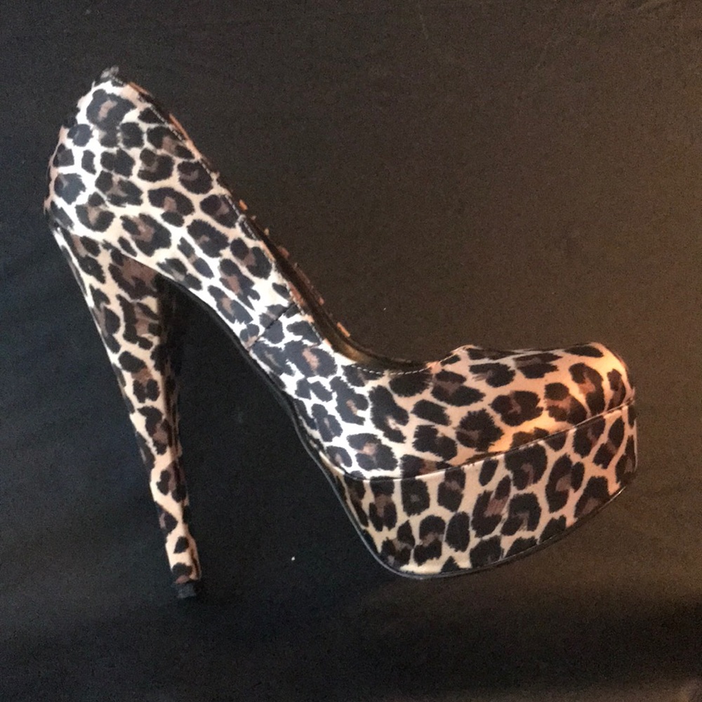 Leopard heels - Picture 3 of 3